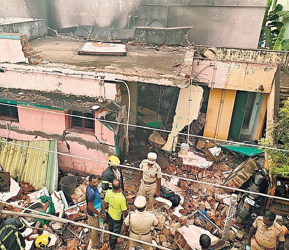 Tragic Incident in TN Leaves Four Dead Due to Illegal Firecrackers Explosion