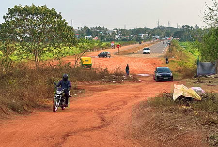 HMT, NAD land handed over for Seaport-Airport Road expansion