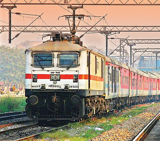 South Central Railway runs over 1,000 special trains to clear festive rush