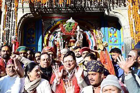 Chief Minister Pushkar Singh Dhami specially visited Kedarnath, where he performed special prayers and rituals, praying for the welfare of the people of the state. 