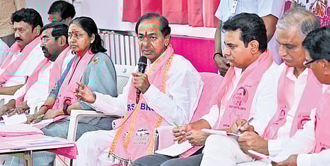 BRS president K Chandrasekhar Rao addresses party leaders during a meeting at his Erravalli farmhouse on Thursday