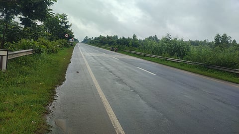 Part of NH-26 that has developed cracks. 