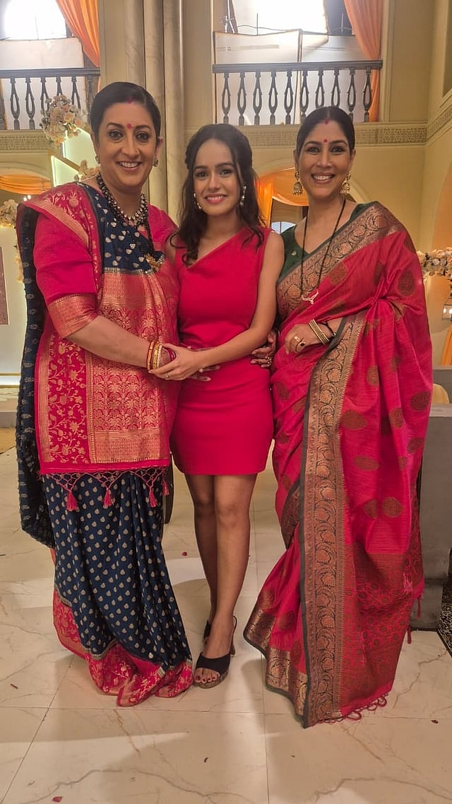 Aditi Sanwal with Smriti Irani and Sakshi Tanwar