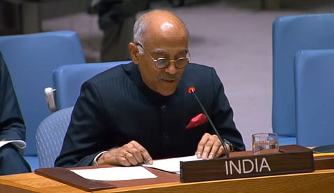 Flags of Pakistan and Afghanistan.