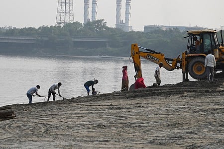 A view of Vasudev Ghat where PM Modi likely to offer Chahat Puja Prayer, in New Delhi on Sunday.