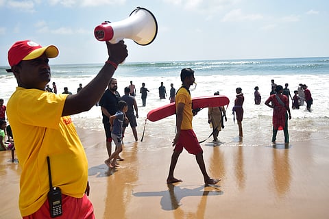 Cyclone Montha likely to make landfall near Andhra coast on October 28; IMD  issues alerts for coastal states