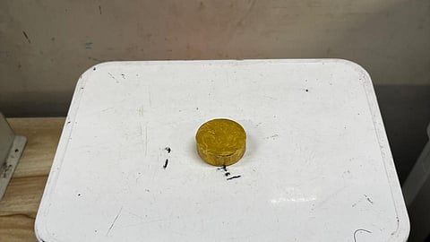 The recovered gold, weighing 170 grams, was seized under the provisions of the Customs Act, 1962. 