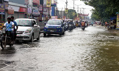 Duraimurugan inspects flood-affected areas in Vellore, announces Rs 25 crore allocation