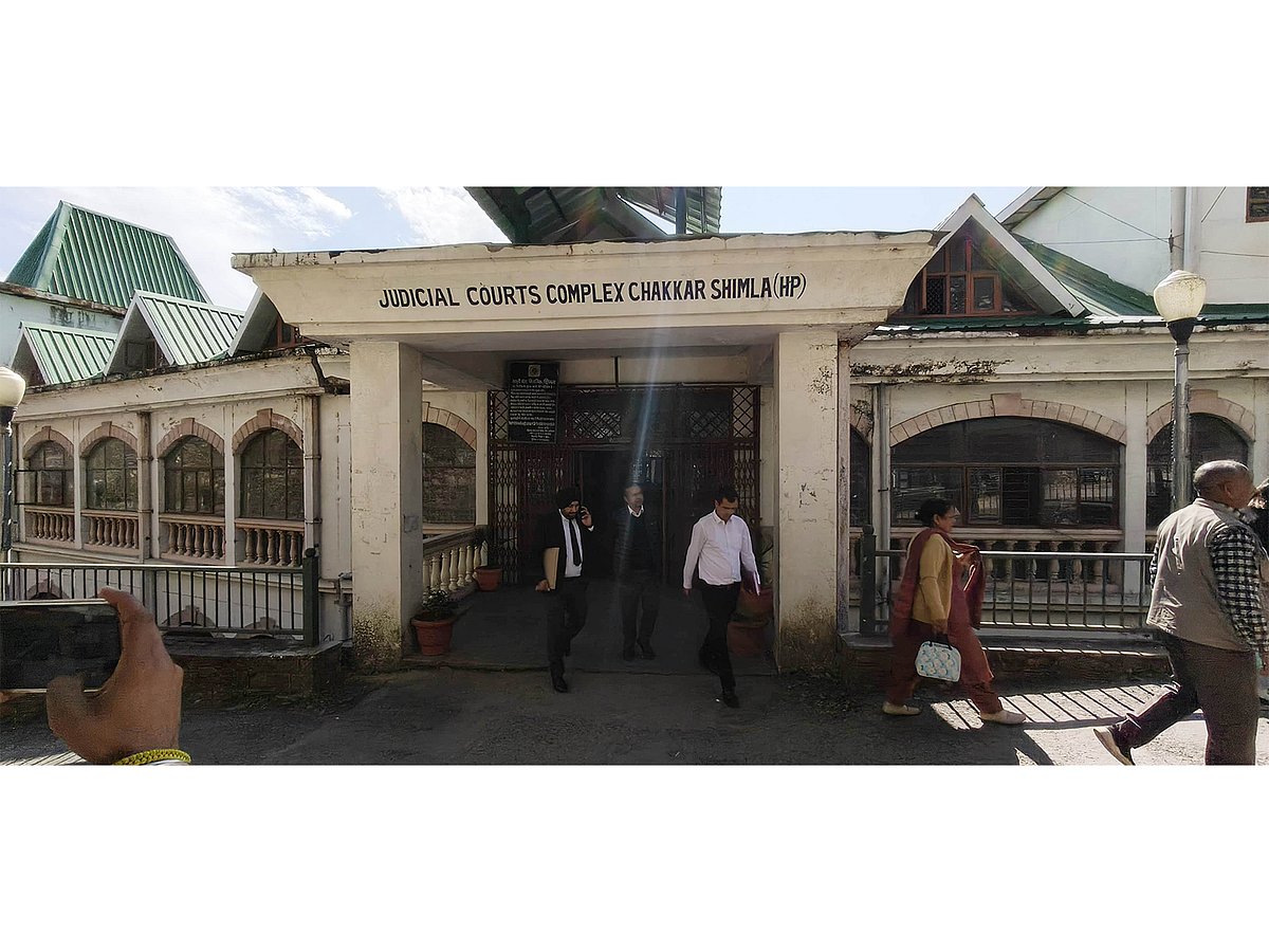 Locals block Muslim devotees from entering Sanjauli mosque in Shimla; six booked