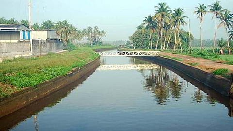 The 700-year-old canal begins at Kalingarayan Palayam near Bhavani and joins the Noyyal River near Avudayarparai, both in Erode district.