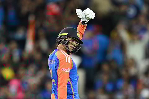 Australia win by four wickets after India collapse for 125, Abhishek plays lone hand