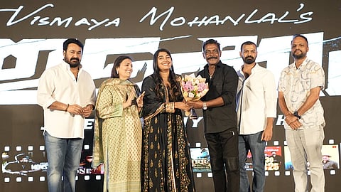 (L to R) Mohanlal, Suchithra Mohanlal, Vismaya Mohanlal, Antony Perumbavoor, Pranav Mohanlal, Jude Anthany Joseph