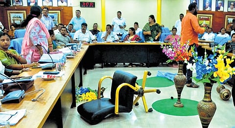 The 37th council meeting of Cuttack Municipal Corporation was adjourned midway on Friday following ruckus created by the corporators.