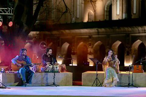 Vocalist Pratibha Singh Baghel (right) on stage