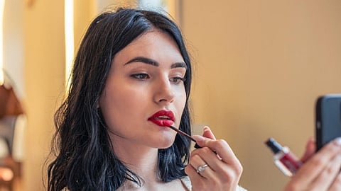 Lipstick scare gets expert check