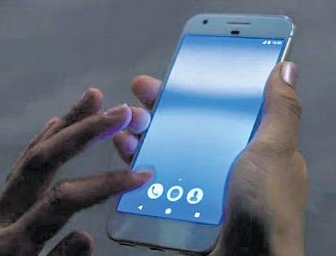 Fort Police trace, return 272 lost phones worth Rs 1 crore