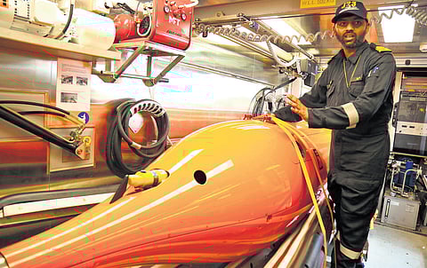 The autonomous underwater vehicle of Ikshak which can be deployed to a depth of 1,000 m to survey the ocean floor.