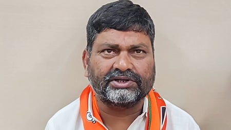 Sanjay Singh, the Jan Suraaj candidate from Munger, joins BJP a day before voting.