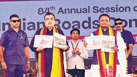 Union Minister for Road Transport and Highways Nitin Gadkari, Chief Minister
Mohan Charan Majhi and Works Minister Prithiviraj Harichandan releasing the
souvenir of IRC-2025 in Bhubaneswar on Friday 