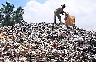 The site receives about 9,684 metric tonnes of solid waste daily, of which 8,500–9,000 tonnes originate from GHMC limits.