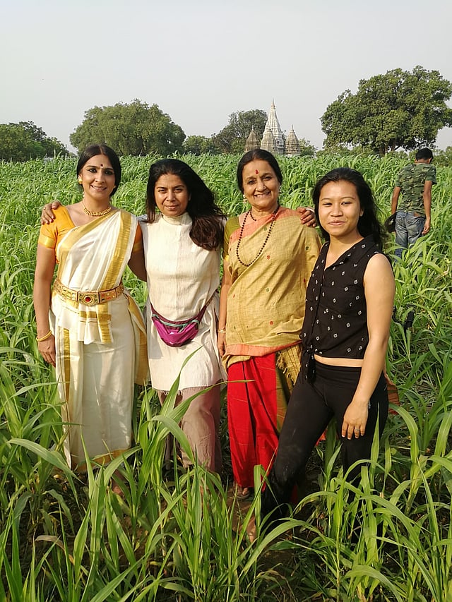 MIta Vasisht with her actors. Lapdiang Artimai Syiem (extreme right) of Meghalaya, a trained NSD actor, plays the lead in Vasisht's film. 