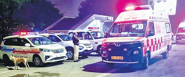 Scenes from the area near Red Fort metro station where a car blast gutted several vehicles and killed at least eight people on Monday evening | sayantan ghosh