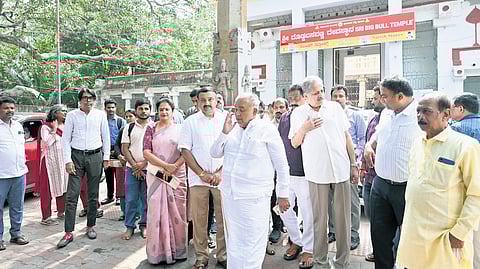 Muzrai Minister Ramalinga Reddy attends a review meeting at Sri Dodda Basavana Temple, Basavanagudi, to oversee preparations for the Kadalekai Parishe 2025, on Tuesday 