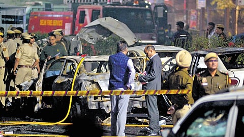 The alert was issued after the investigation revealed that other suspects, already connected to the Hyundai i20 used in the explosion, were also in possession of another red-coloured car, the police source said.
