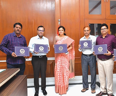 Chief Secretary K Ramakrishna Rao at the release of the  “Jewels of Asaf Jahis – The Glory of Warangal” 