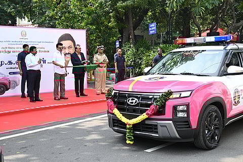 Tamil Nadu Chief MinisterM.K. Stalin flagged off  New pink patrol vehicles  at scretariot strengthen women's safety in urban areas in Chennai