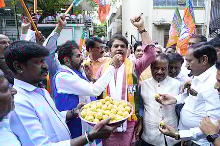 Karnataka BJP celebrates NDA victory in Bihar.