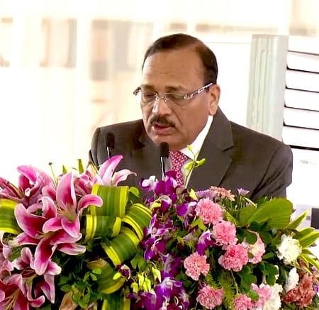  Newly sworn-in Chief Justice of India Surya Kant greets the gathering during a ceremony, at Rashtrapati Bhavan in New Delhi, Monday, Nov. 24, 2025. Former President Ram Nath Kovind looks on.