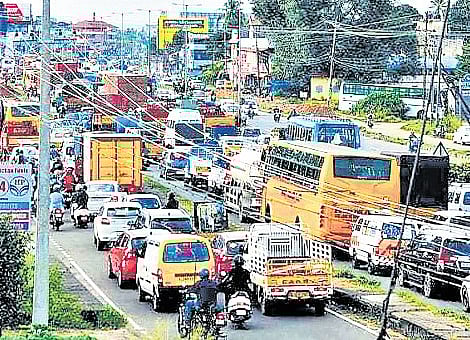 The ban would result in bus services between Chalakudy and Malakkapara, operated by both the KSRTC and private operators, getting cancelled. 