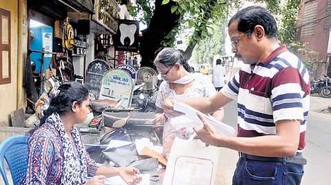 The help desks will provide guidance on filling enumeration forms 