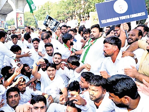 The Youth Congress members staged a protest at Gandhi Bhavan on Monday, alleging systematic “vote theft” across the country.