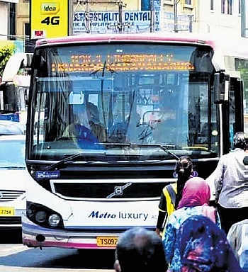 National-level shooter ‘molested’ in Pune-bound bus, conductor on run