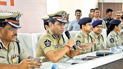Intelligence Chief Mahesh Chandra Laddha speaking at a press conference in Vijayawada on Wednesday
