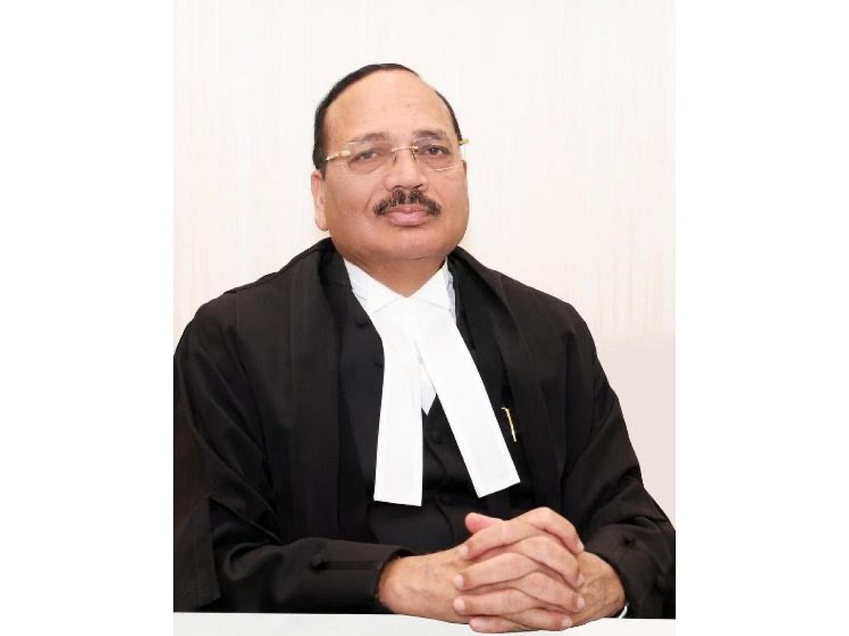 Court can sit till midnight to deliver justice to poor litigants, says CJI