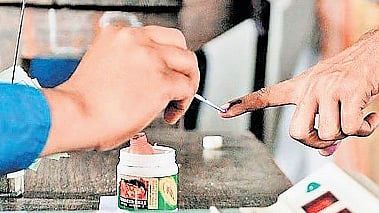 Rebels trouble LDF & UDF as Thiruvananthapuram corporation election picture becomes clear