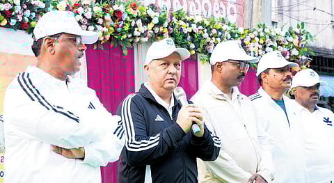A massive anti-drug cycle rally was organised at Singh Nagar in Vijayawada on Sunday.