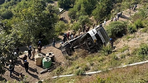 State Disaster Response Force (SDRF) teams were immediately dispatched to the location, where the bus reportedly fell approximately 70 meters into the ravine near Hindolakhal.