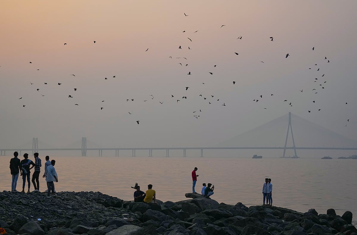 BMC issues stop-work notices to 53 construction sites as Mumbai battles worsening air quality