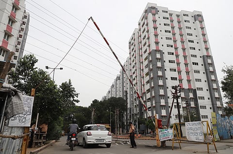 Coimbatore: The recent burglary incidents at the TNHB quarters in Kavundampalayam have raised serious concerns about the safety of the housing complex