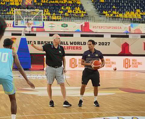 India head coach from USA Scott Flemming (C) in training at the Jawaharlal Nehru Indoor Stadium on Saturday