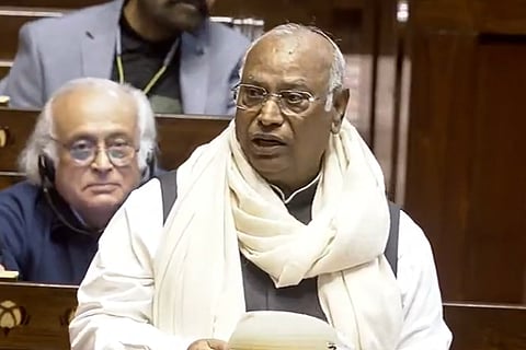  Lok Sabha Speaker Om Birla conducts proceedings in the House amid protest by opposition members in the well on the first day of the Winter Session of Parliament, in New Delhi, Monday, Dec. 1, 2025. 
