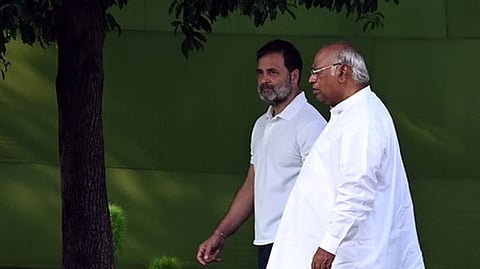 Leader of Opposition in the Lok Sabha Rahul Gandhi and Congress President Mallikarjun Kharge.