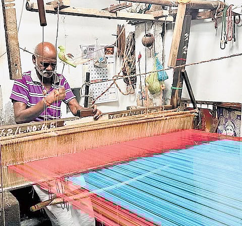 Woraiyur cotton sari is known for its geometric motifs.