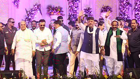 Karnataka CM, DCM attend inter-caste, inter-religious mass marriage