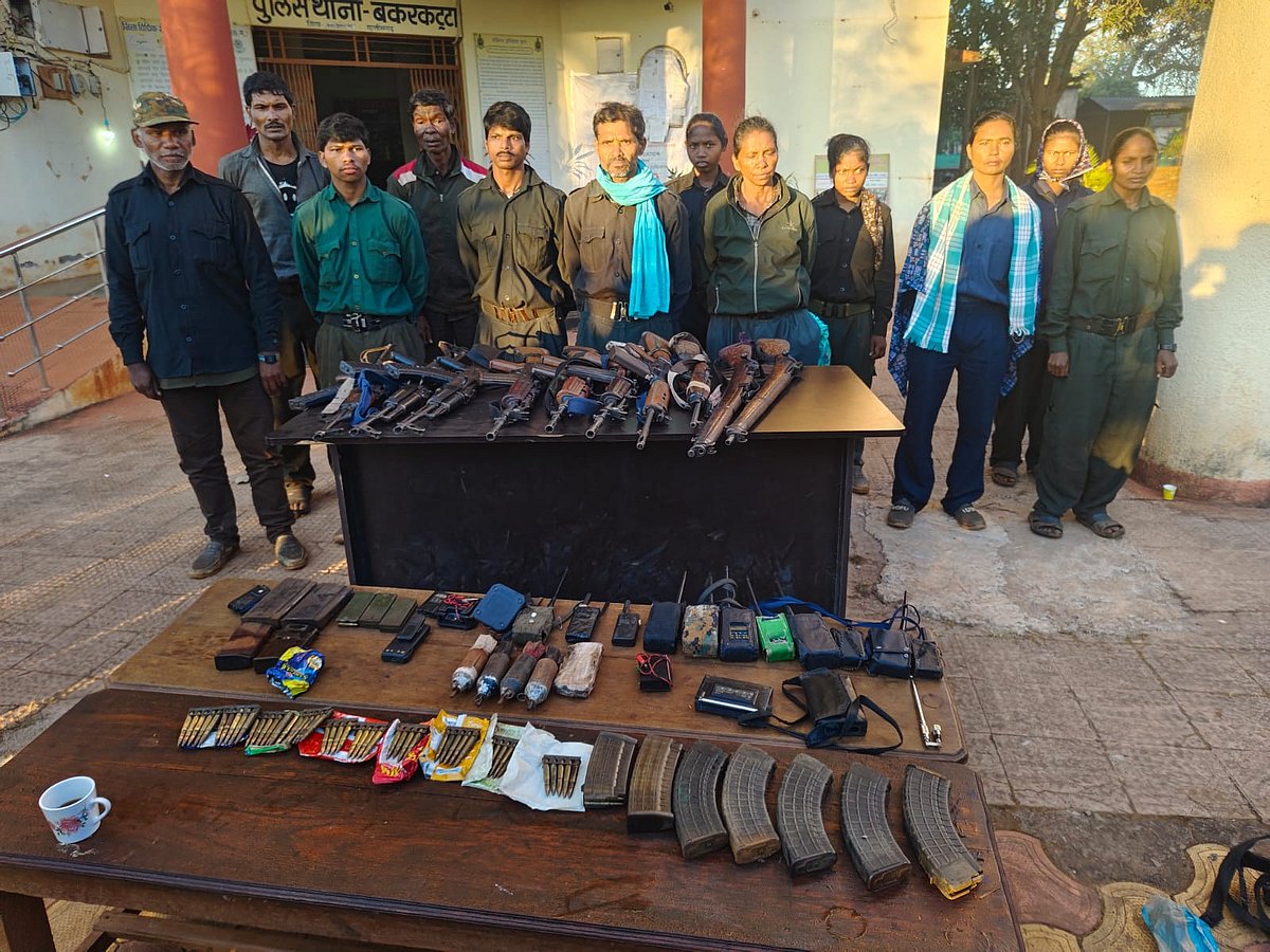 Twelve Maoist cadres led by CCM surrender in Chhattisgarh’s Rajnandgaon