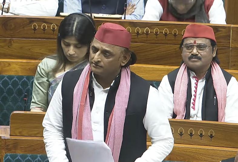 Parliament winter session LIVE updates | Not vote chor, it is vote dacoity, says SP MP Akhilesh Yadav